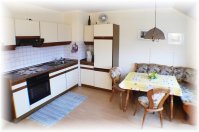 Küche und Esszimmer